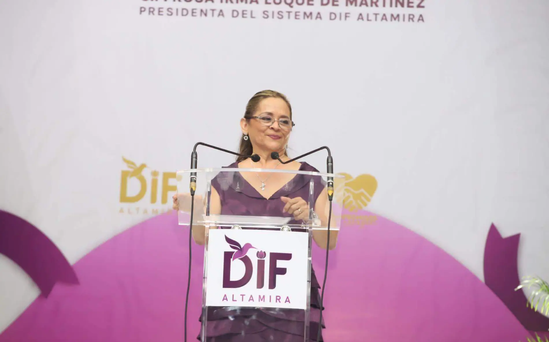 Rinde presidenta del DIF Altamira su segundo informe 